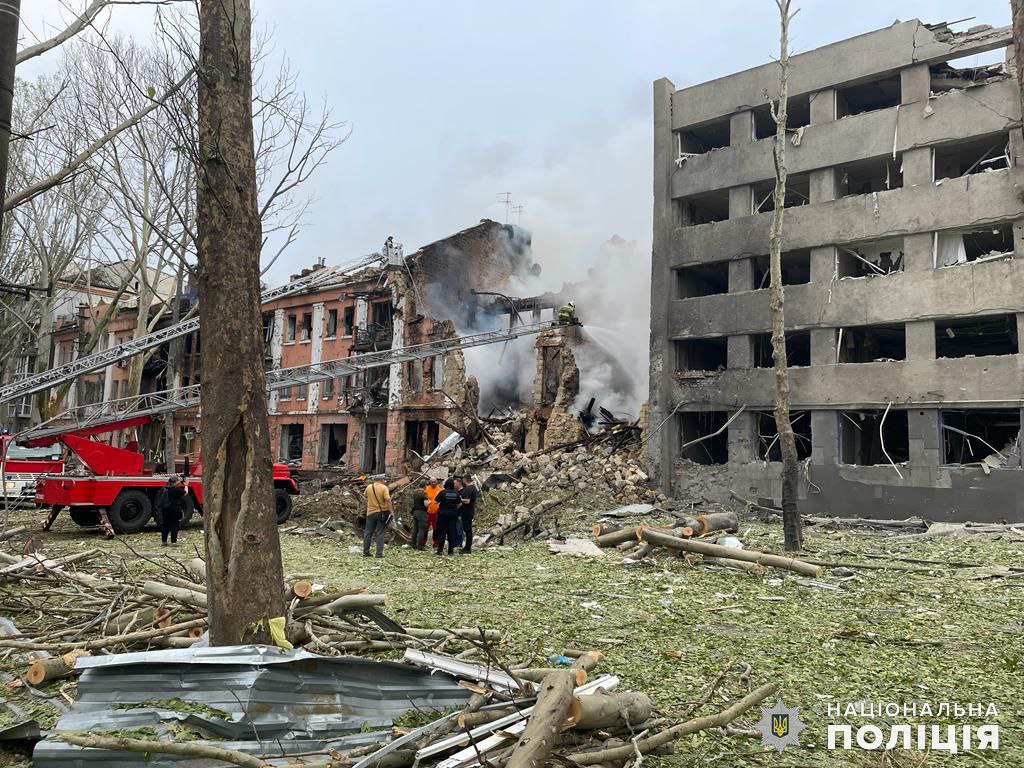 Нічна атака на Миколаїв: постраждали 18 людей