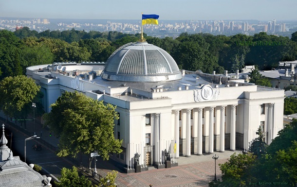 Українські партії звітуватимуть за кожну копійку: ухвалено законопроєкт