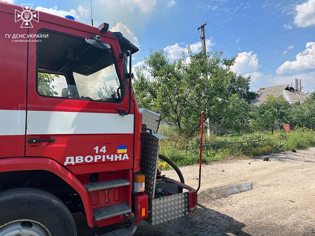 У Куп’янському районі рашисти обстріляли село Петропавлівка: 4 пожежі