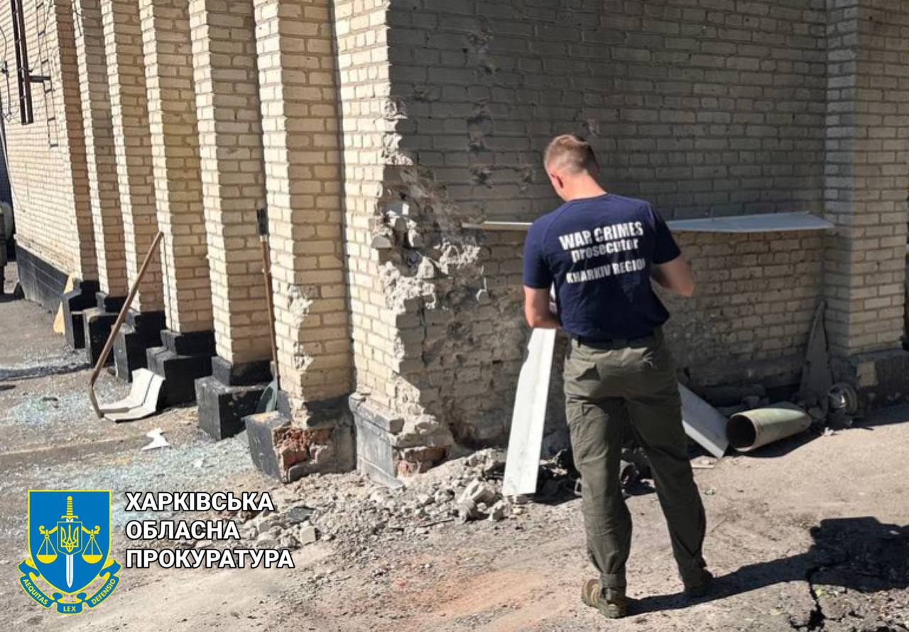 Одна людина загинула, п’ятеро зазнали поранень: наслідки обстрілів Харківського та Чугуївського районів