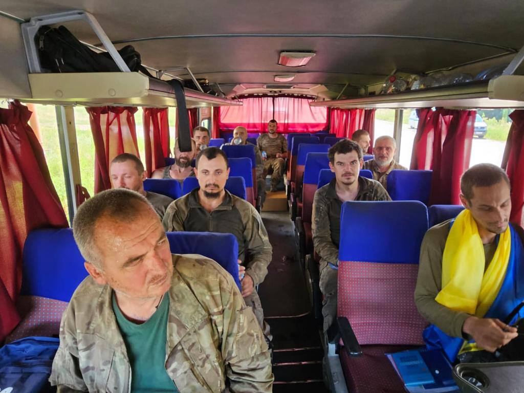 З полону додому повернулись ще 22 українських воїни