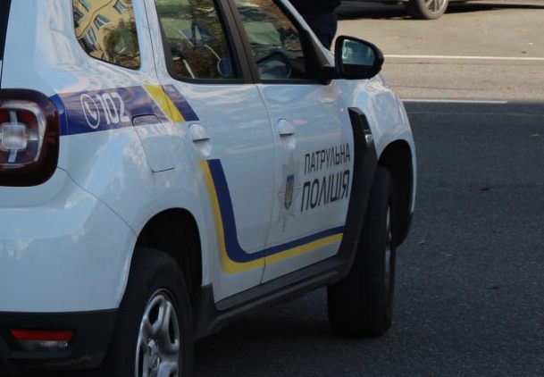 Поліція в Краснограді встановлює особу загиблого чоловіка