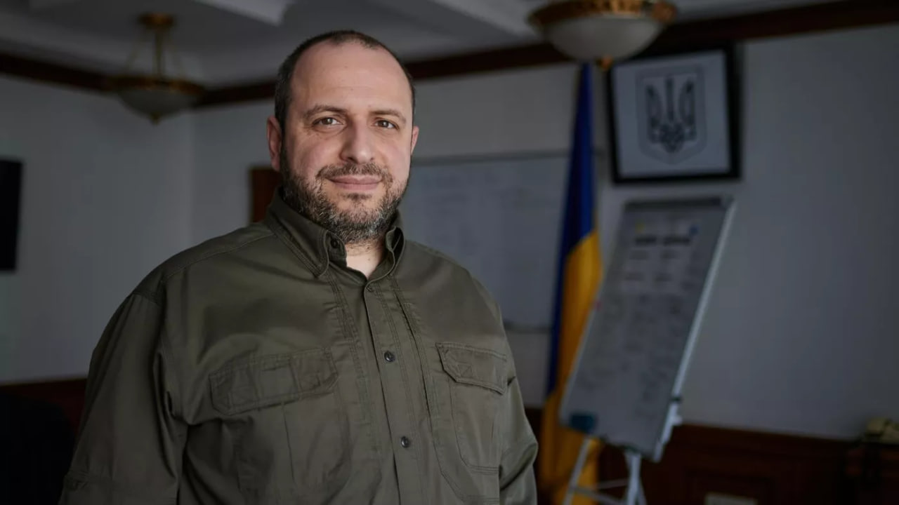 Зеленський оголосив про кадрові зміни: Резнікова замінить Умєров