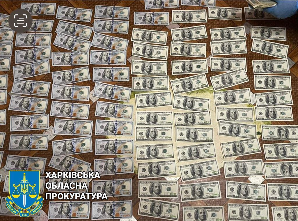 На Харківщині затримано зловмисників, які обікрали двох жінок на понад 40 тисяч доларів