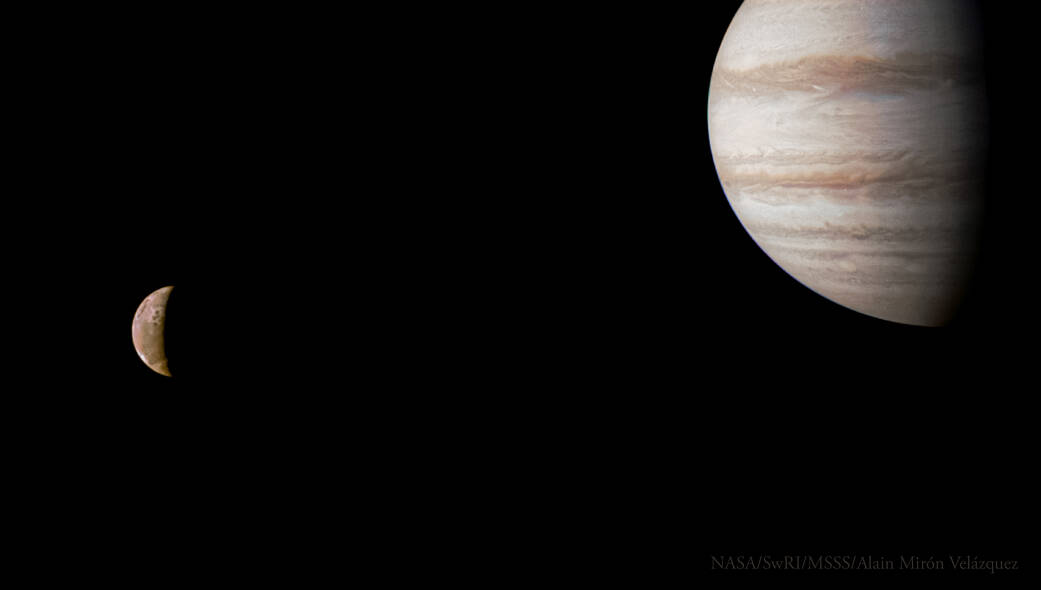 Місія NASA Juno зробила спільне фото Юпітеру з його супутником Іо