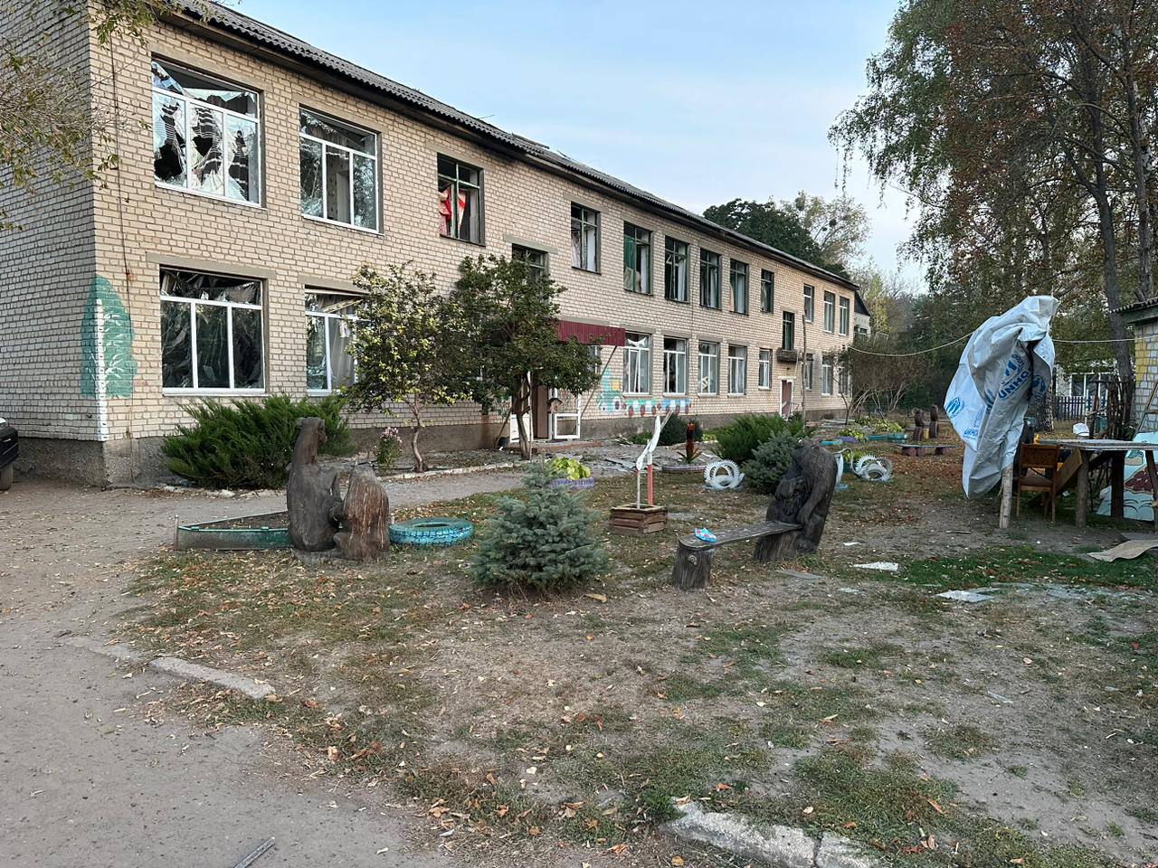 Нічний удар по Харківщині: пошкоджені житловий будинок та дитячий садок