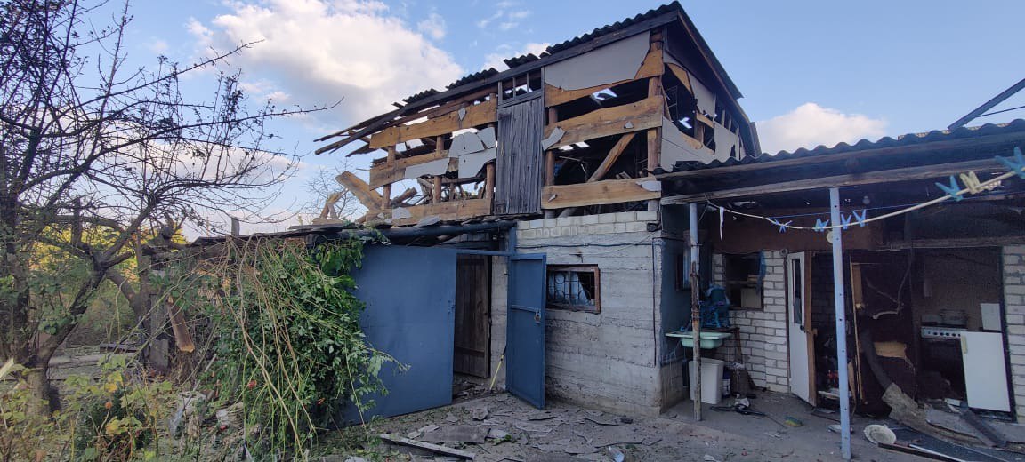 Поранено двоє людей: окупанти обстрілюють Харківщину