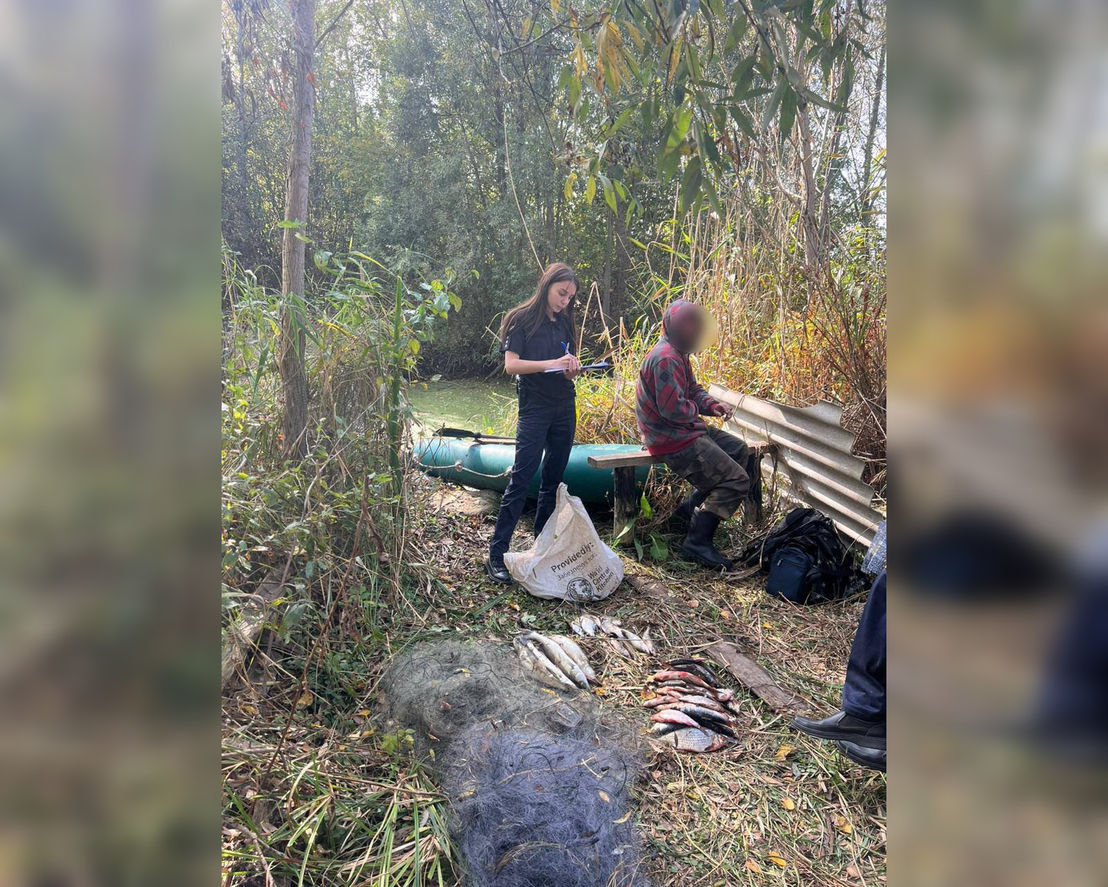 Жадібний рибалка на Харківщині натягав сіткою 45 кг риби