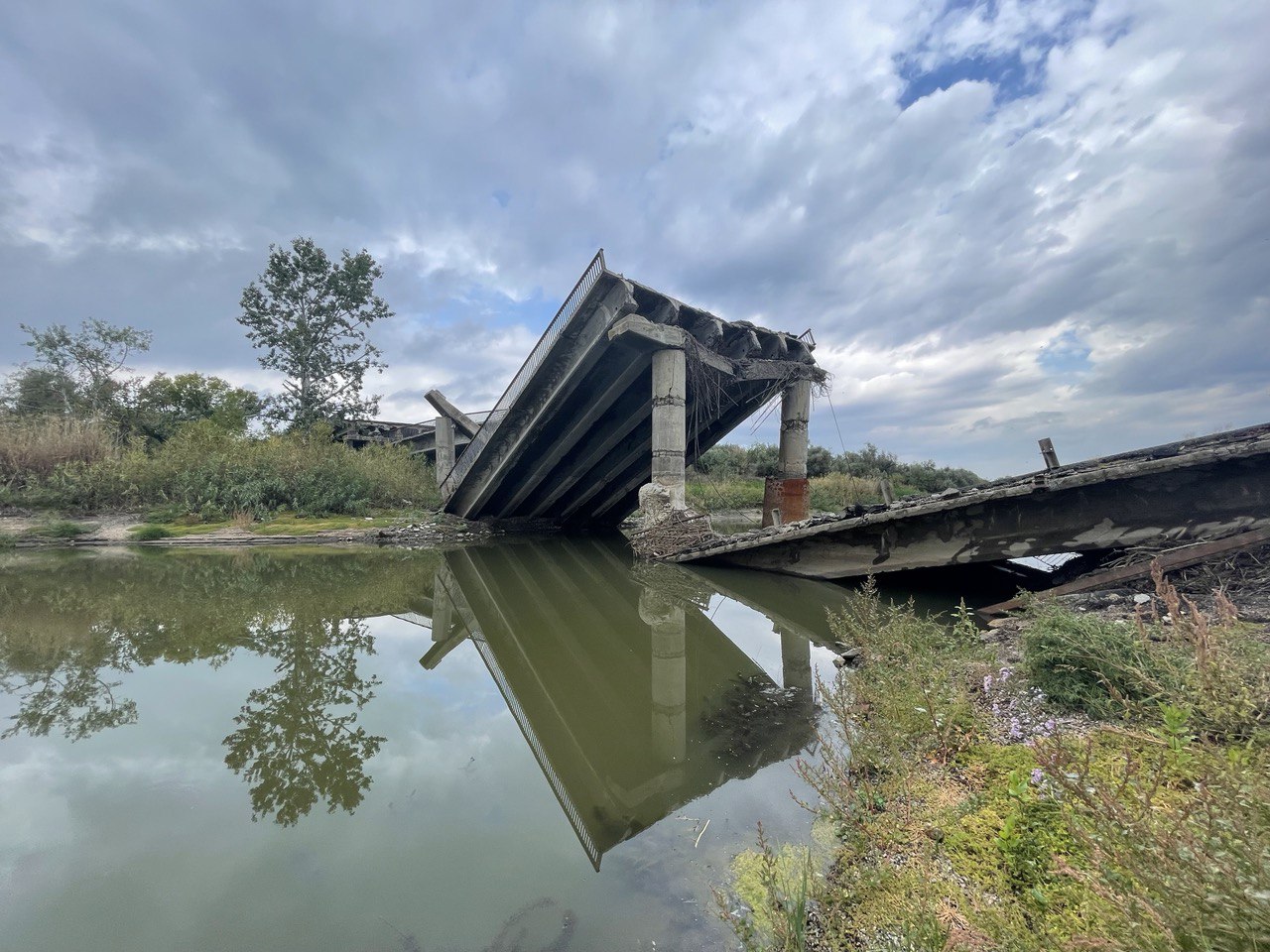 На Харківщині готуються до ремонту ще кількох пошкоджених обстрілами мостів