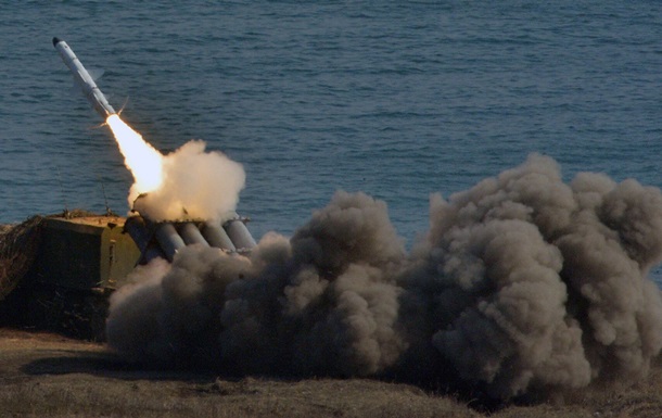 800 ракет росія розмістила в Криму – Гуменюк