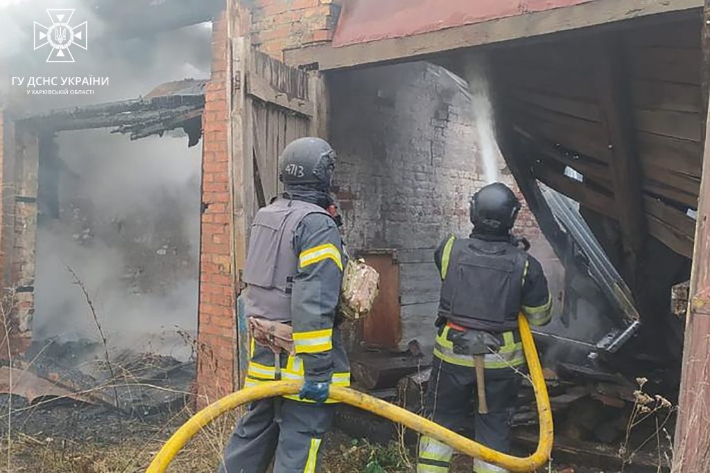 Рятувальники ліквідували наслідки ворожих обстрілів у Вовчанську