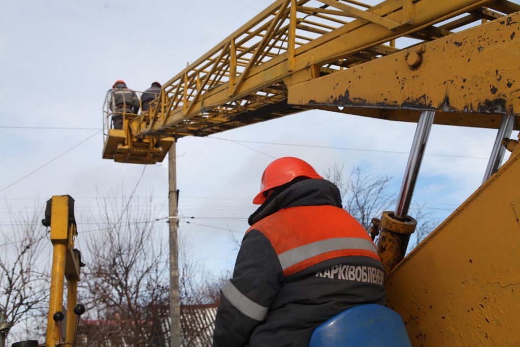 Харківські енергетики заживили частину Козачої Лопані, знеструмленої після обстрілів