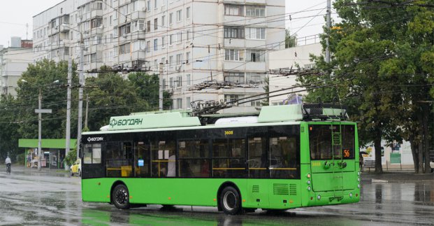 Аварія на контактній мережі: на Салтівці не курсуватимуть два тролейбуси