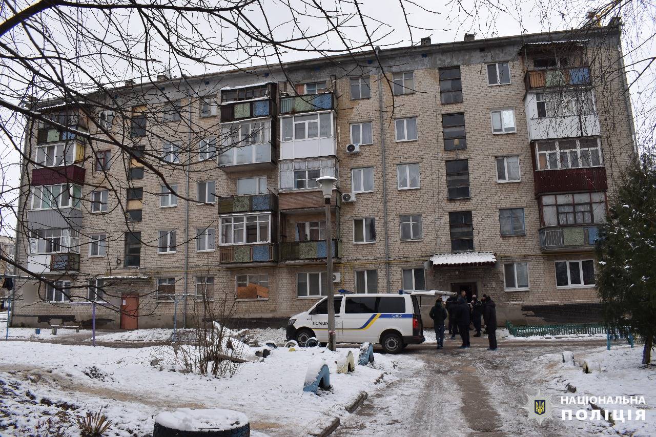 Забив сусідів до смерті: на Харківщині затримали підозрюваного у подвійному вбивстві