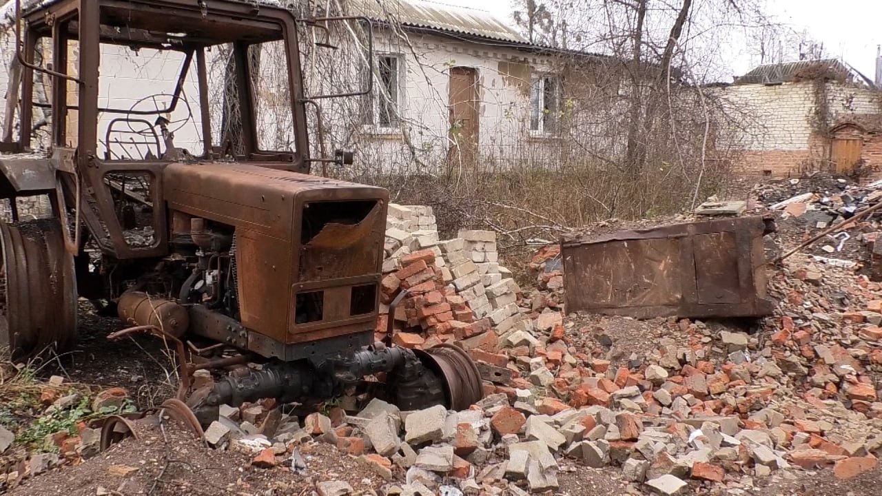 Друге життя для зруйнованих будинків: у селі на Харківщині діє проєкт із циркулярного будівництва