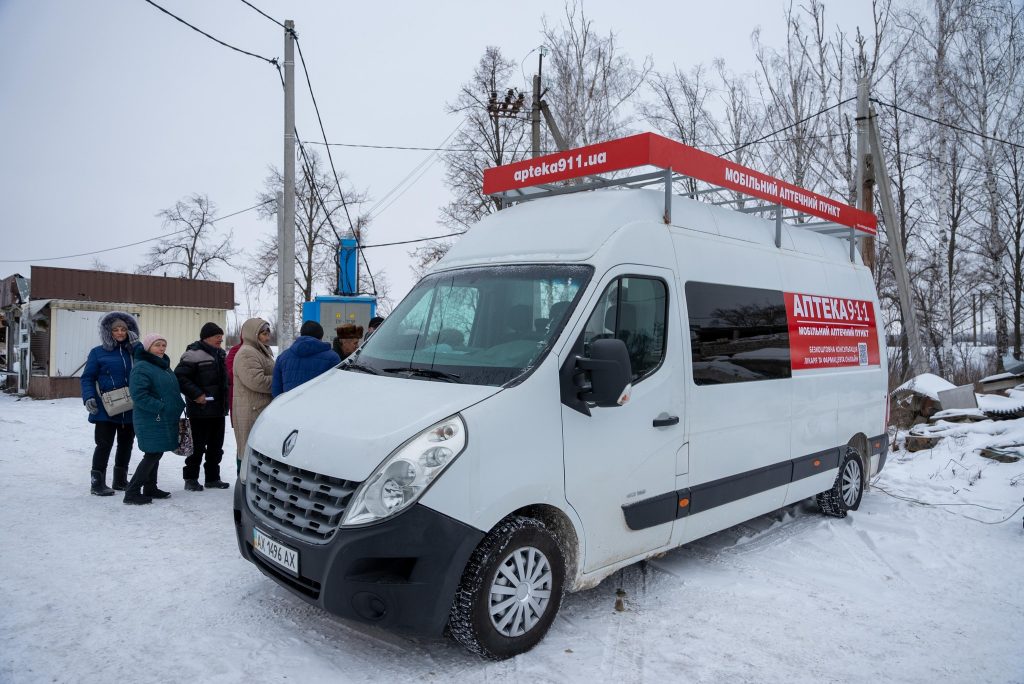 Перша в Україні мобільна аптека розпочала роботу на Харківщині