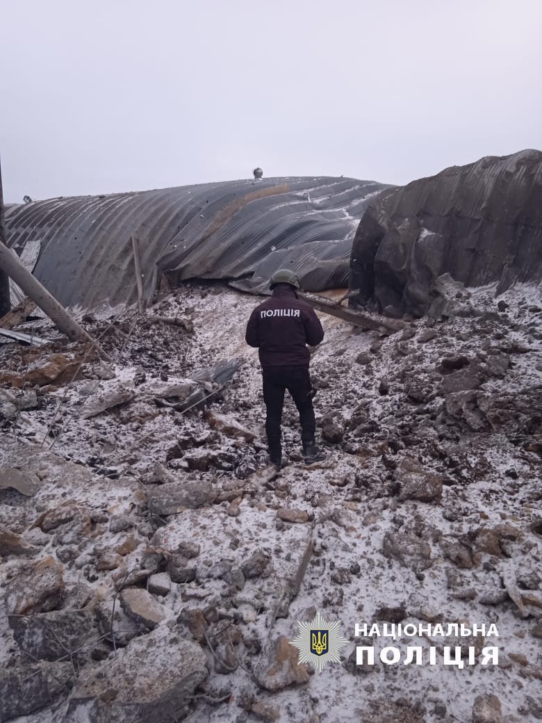 Слідчі показали наслідки авіаударів по Харківській області