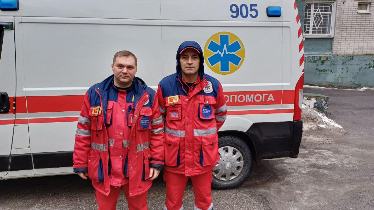 На Харківщині медики прийняли пологи в машині «швидкої»