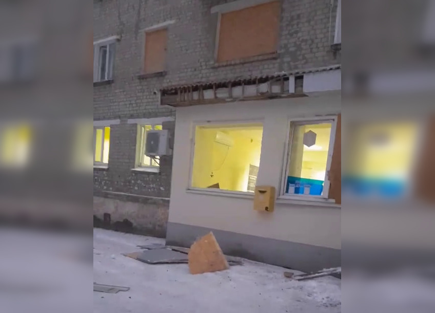 Росіяни вдарили по «Укрпошті» на Харківщині (відео)