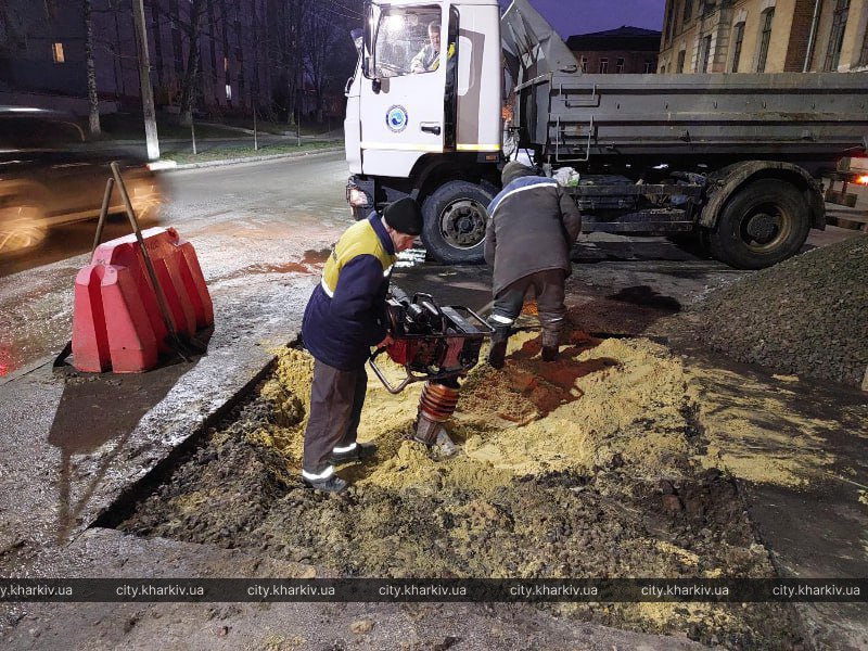 12 аварій на мережах водопостачання ліквідували у Харкові