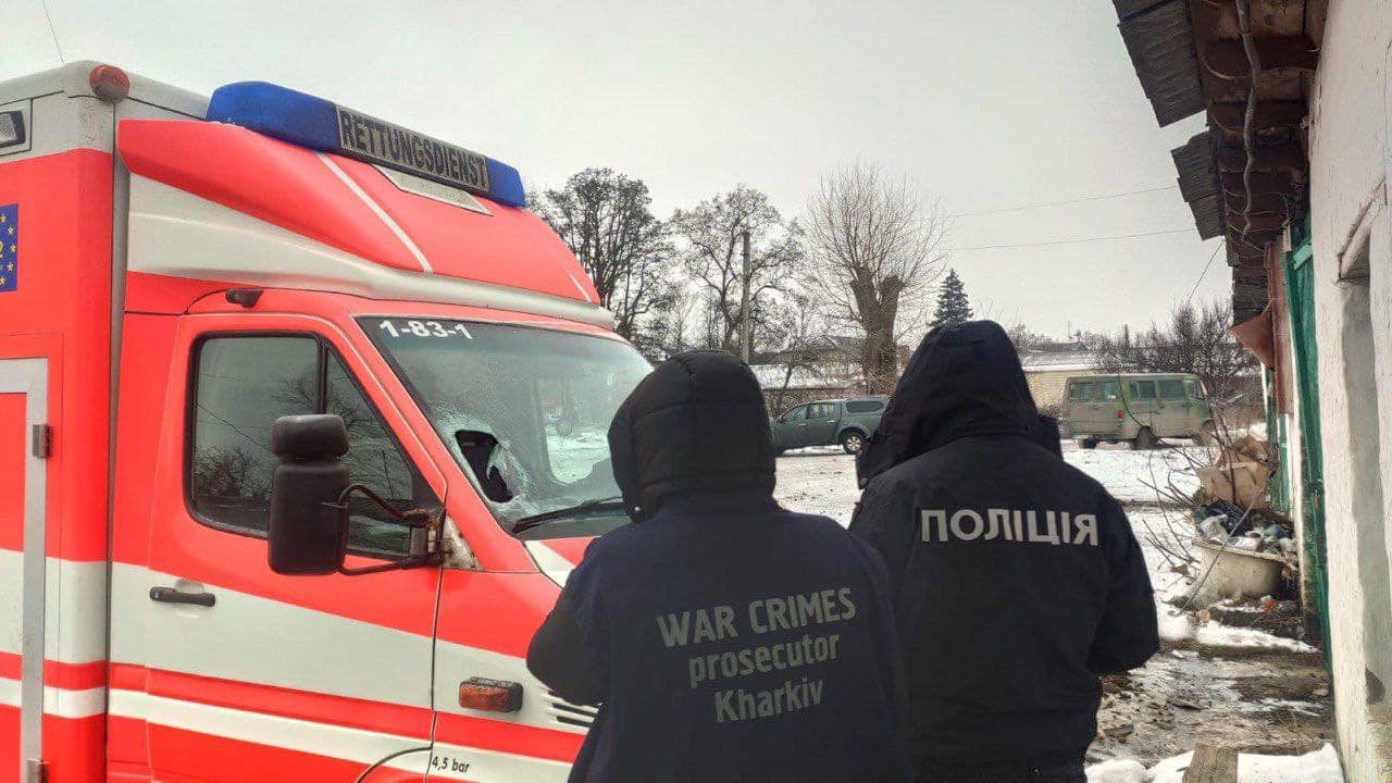 Слідчі показали наслідки обстрілу лікарні на Харківщині