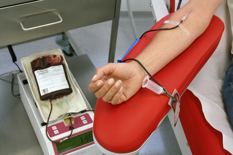 На Харківщині закликають здавати кров на донорство