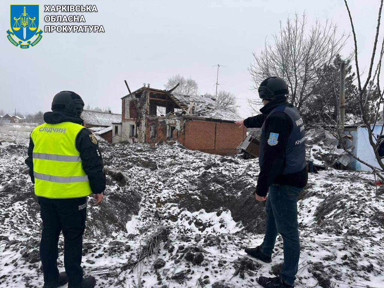 Ранковий обстріл селища Козача Лопань: прокурори фіксують наслідки