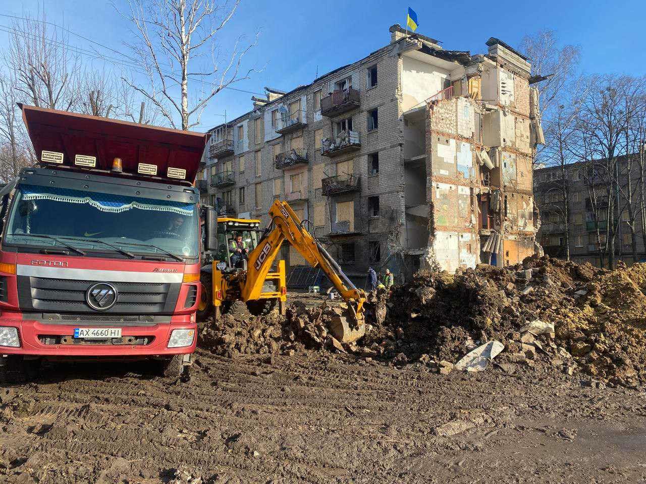 Працівники «Харківводоканал» довели до ладу зруйнований колектор в Київському районі
