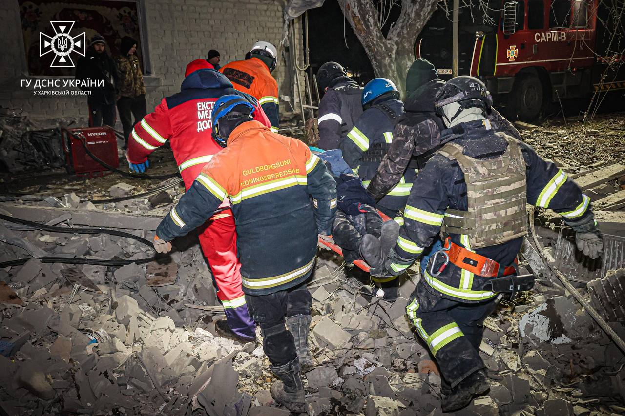 Рятувальники завершили розбирати завали в селищі Великий Бурлук на Харківщині: п’ятеро загиблих