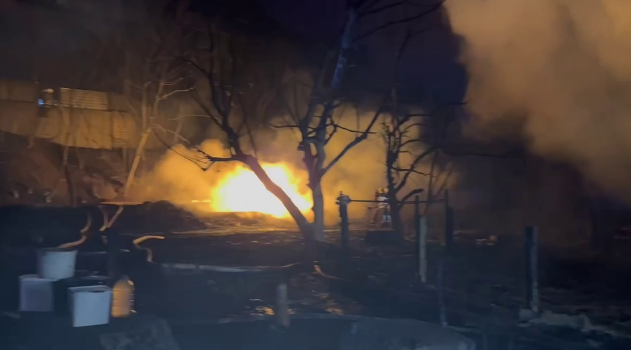 У Харкові горить 14 житлових будинків після атаки «шахедів» – Терехов