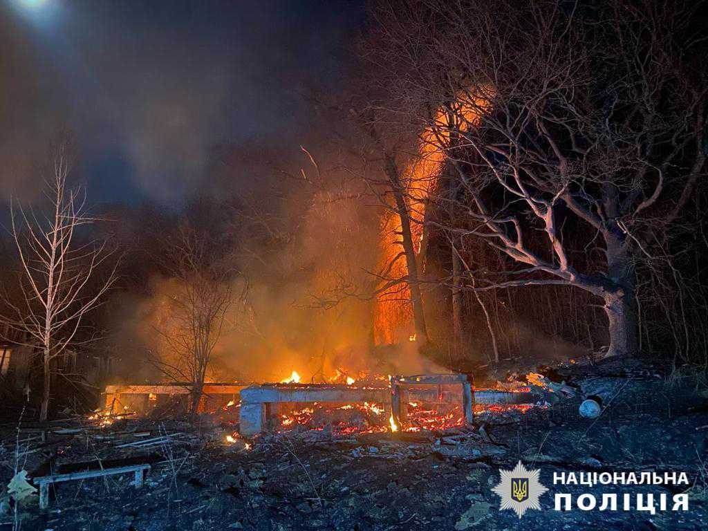 Ще більше фото наслідків нічної атаки рф на Харківщину – поліція