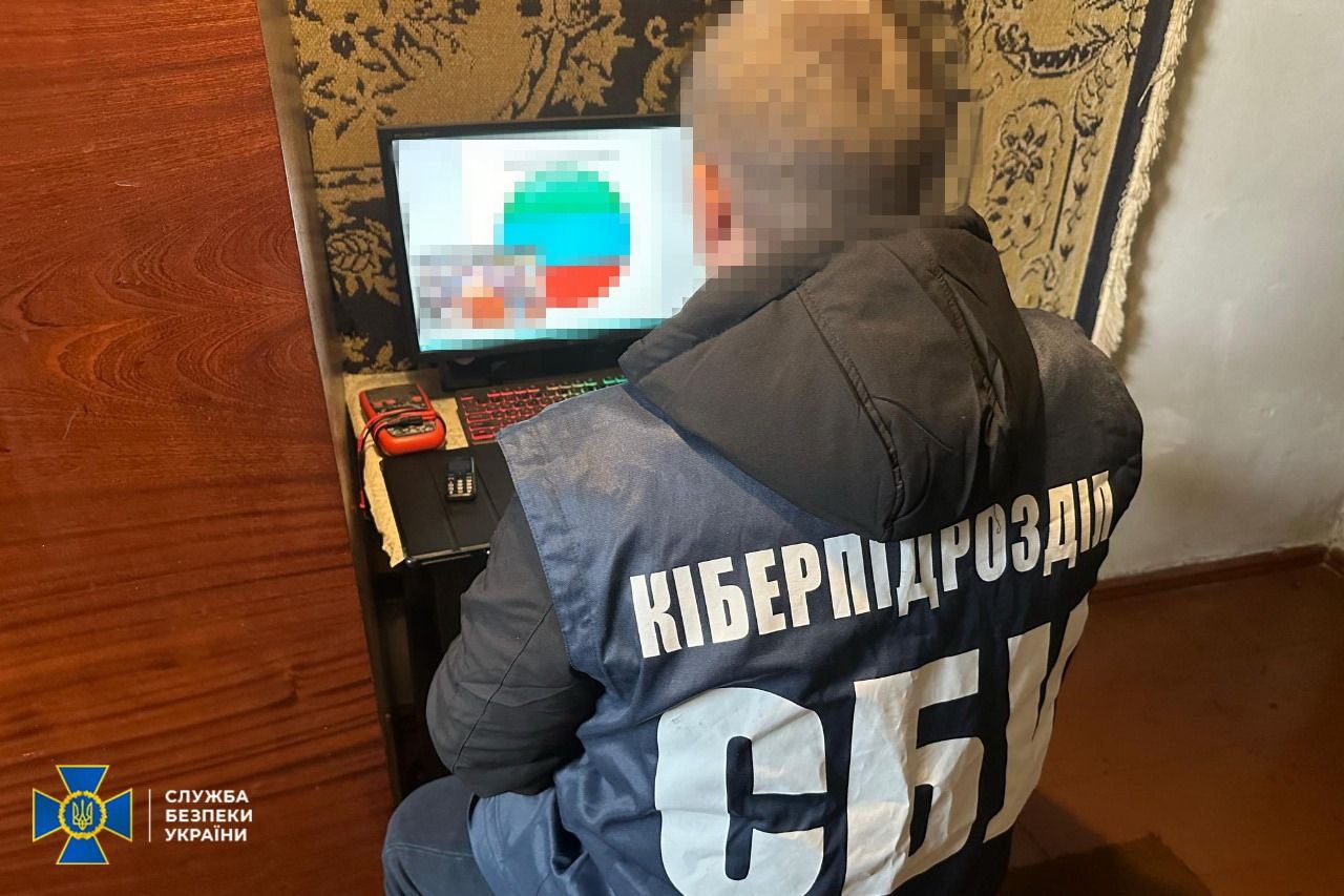 На Харківщині затримали ворожого навідника, який збирався передати ворогу дані про маршрути руху колон ЗСУ