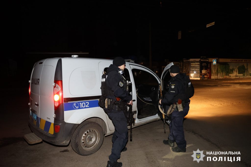 В умовах перебоїв електропостачання поліція Харківщини працює у посиленому режимі