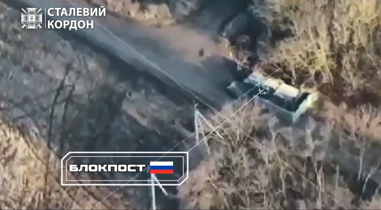 На Харківщині прикордонники дронами атакували блокпост окупантів та два бліндажі