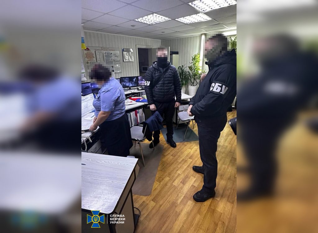 Співробітниці Харківського метрополітену, яка виправдовувала збройну агресію рф, загрожує до 8 років тюрми