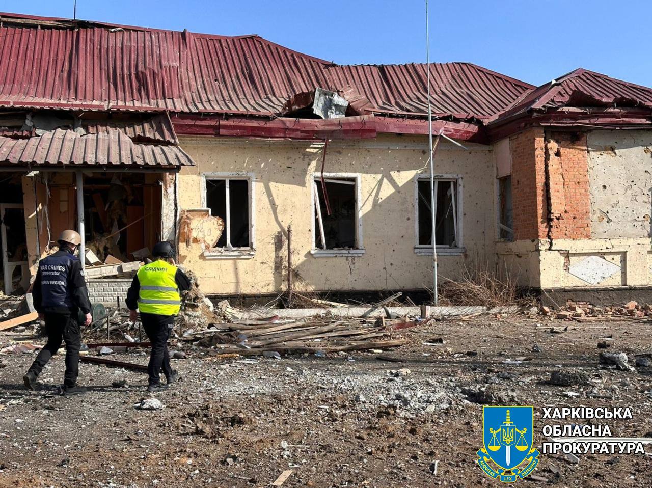 Ранковий обстріл села Липці: прокурори фіксують наслідки
