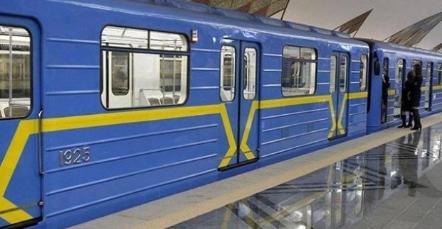 У метро Харкова зменшили інтервали руху: тепер вони складають 12-14 хвилин