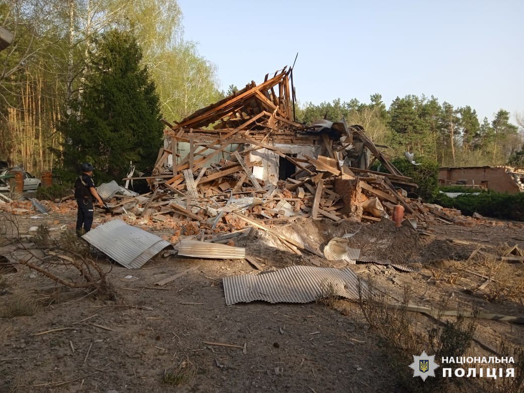 Двоє людей травмовані внаслідок удару КАБом по лісництву на Харківщині