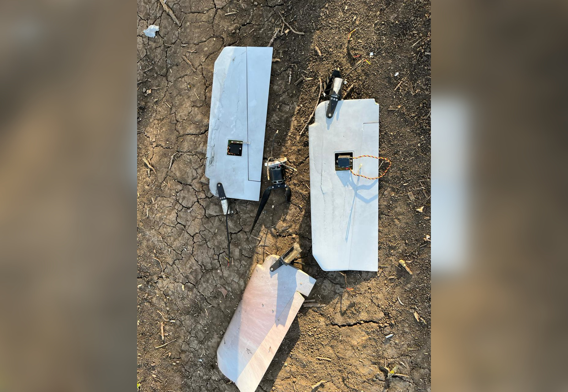 На Харківщині прикордонники знищили ворожий БПлА «Ланцет» та розвідувальний дрон