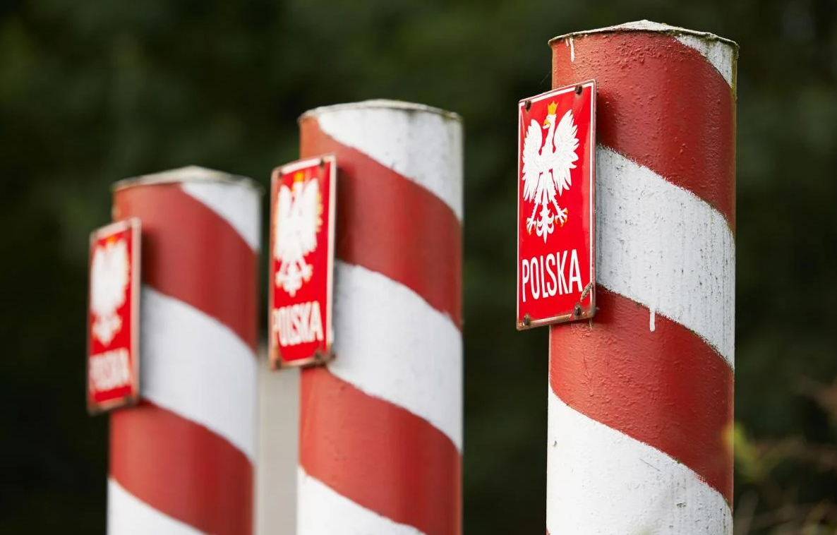 Поляки розблокували найбільший пункт пропуску на кордоні з Україною
