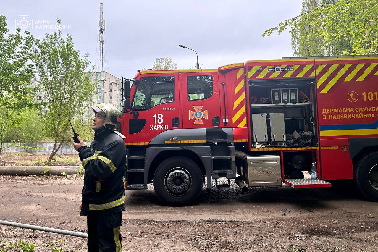 15 мешканців будинку та кошеня евакуювали рятівники під час пожежі у Харкові