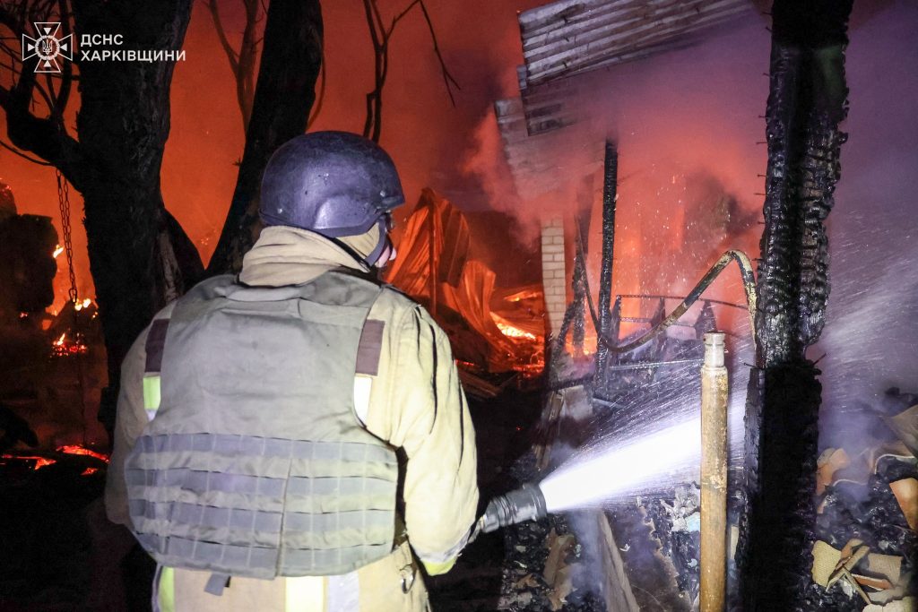 Атака Харкова безпілотниками: сталися пожежі, є постраждалі люди