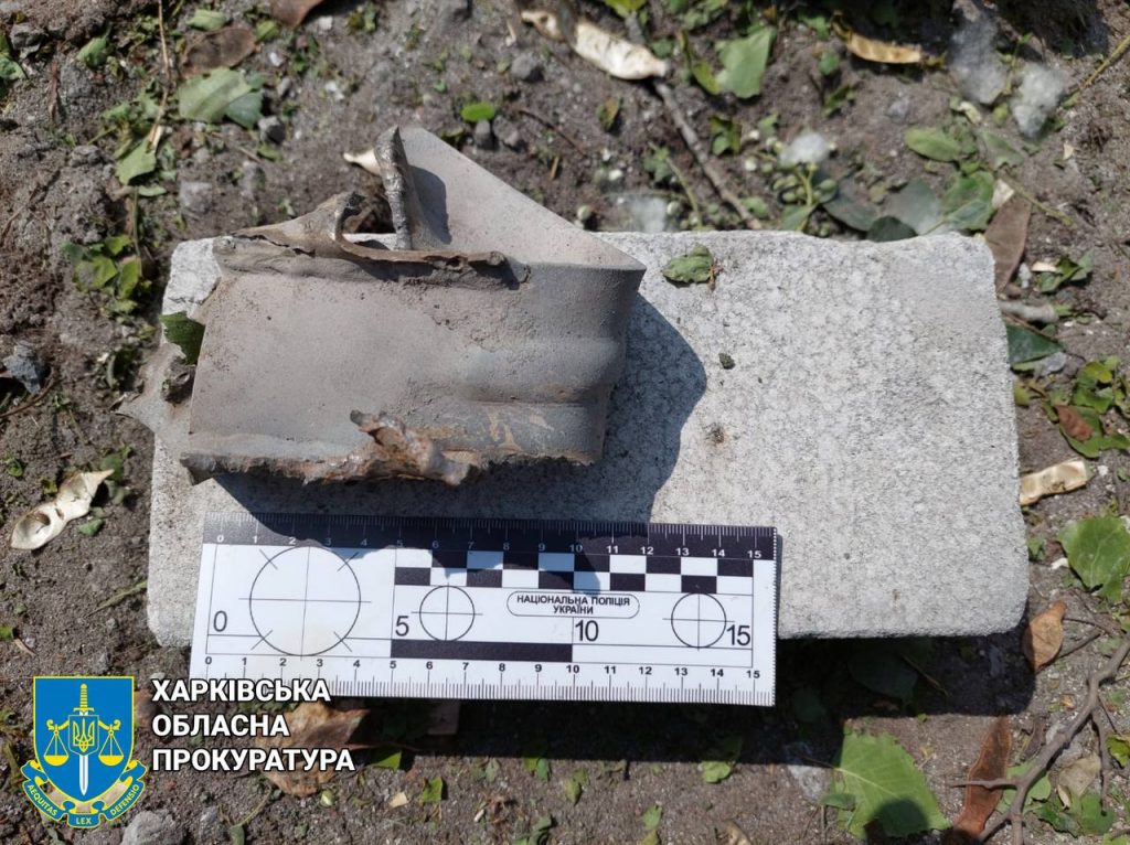 Один цивільний загинув, троє зазнали поранень під час обстрілів у Вовчанську 11