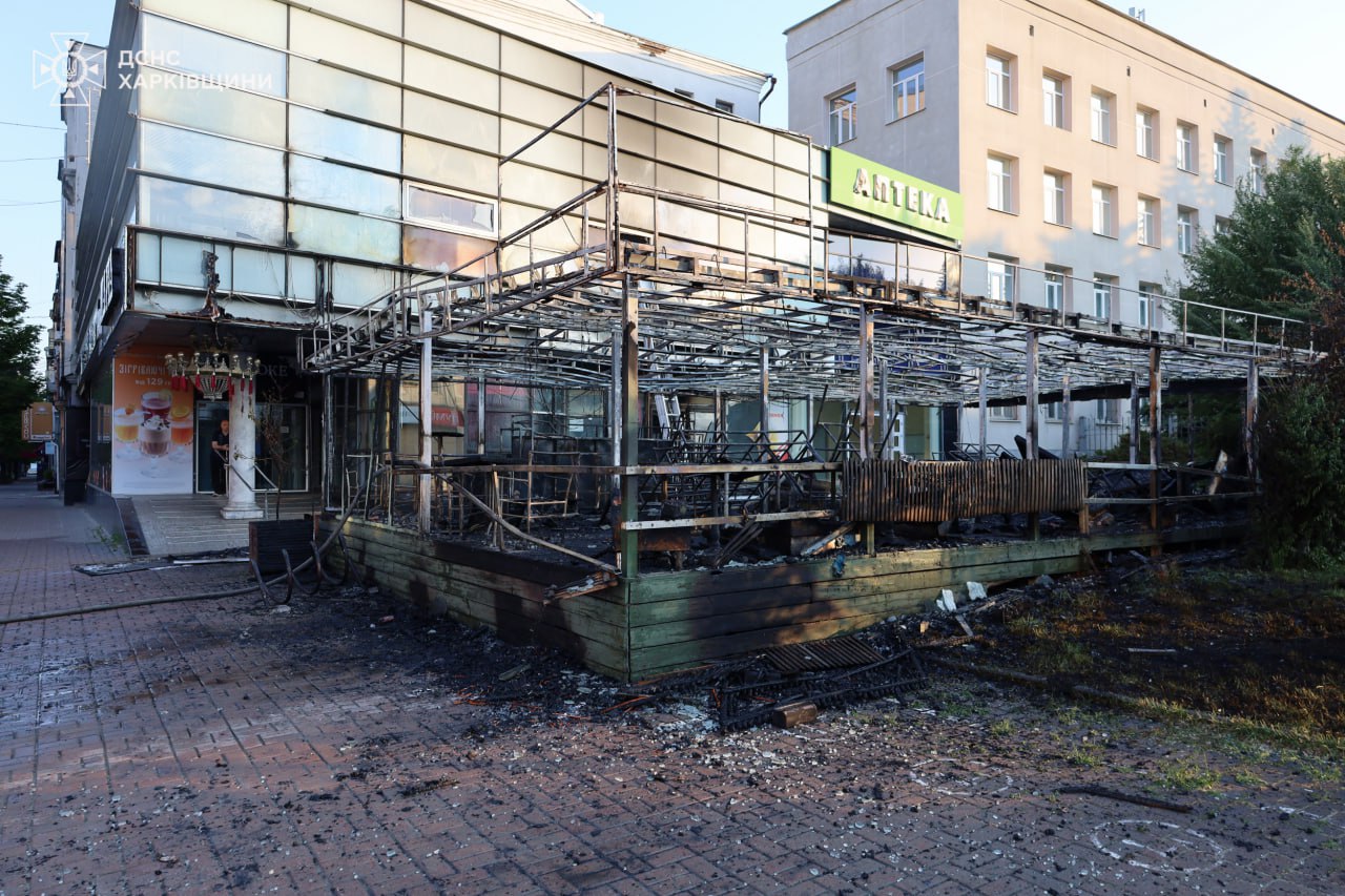 У центрі Харкова рятувальники ліквідували  пожежу в кафе
