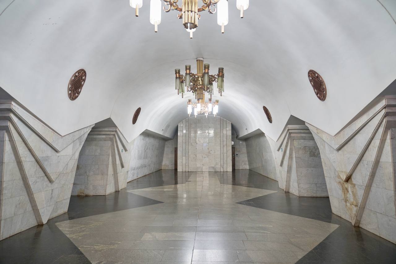 У Харкові на станції метро  «Ярослава Мудрого» зачинено вихід №4 з пішохідного переходу