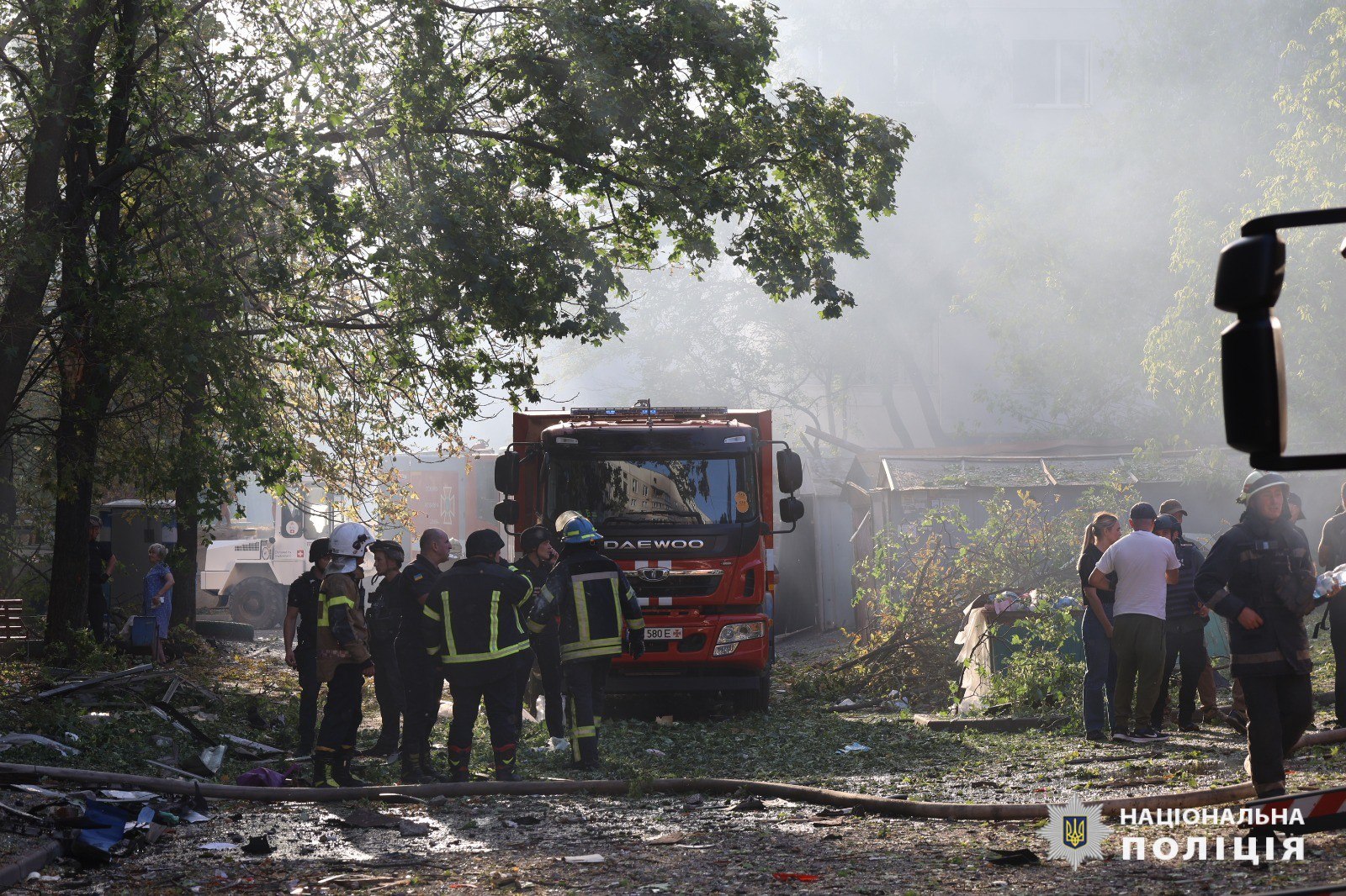 Поліція повідомляє про двох загиблих внаслідок обстрілів Харківщини за добу