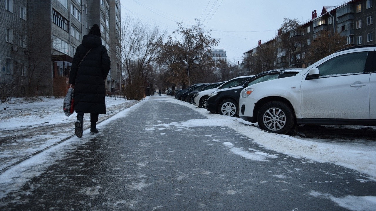 Мороз, сильний вітер та ожеледиця: погода у Харкові 13 грудня