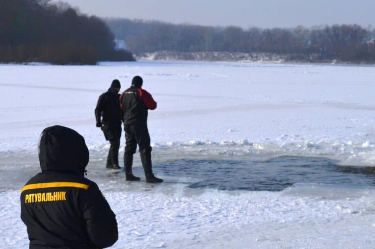 На Водохреще ДСНС України розгортає понад 140 рятувальних постів